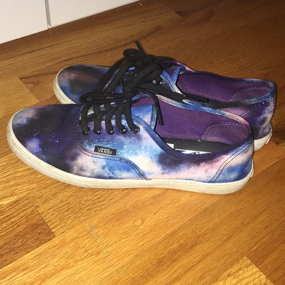 Authentic galaxy vans size 7
